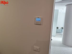 Mitsubishi Electric -Telecomanda cu fir  PAR 41 MAA