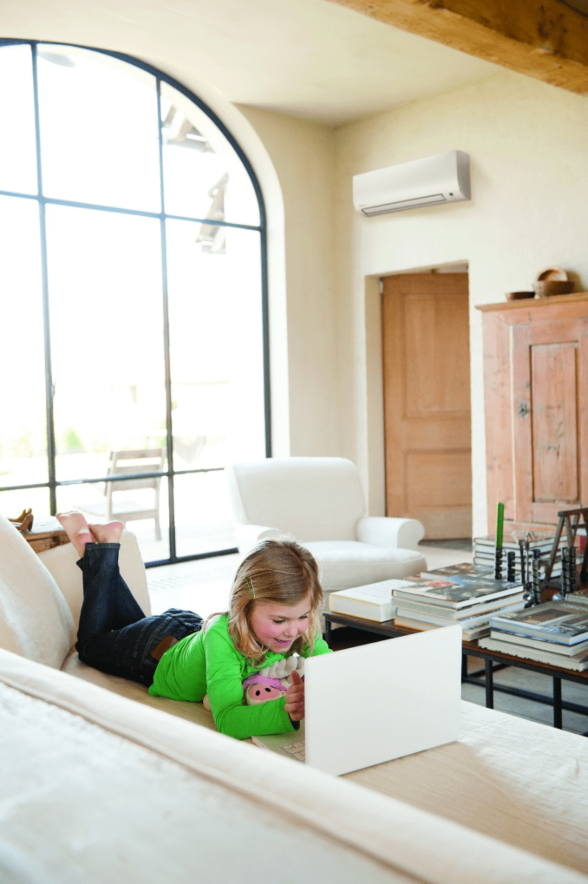 Aer conditionat Daikin Comfora FTXP M min