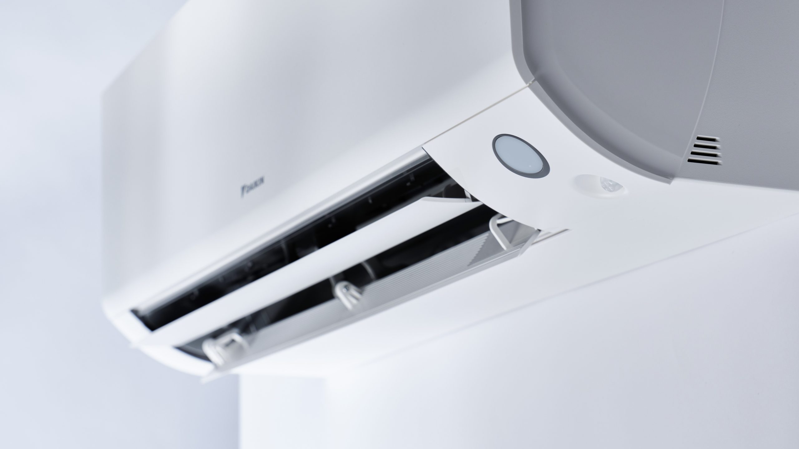 Aer conditionat Daikin Perfera Inverter FTXM60A+RZAG60B 21000 BTU R32 Special conceput pentru camere server si spatii tehnice - imagine 5